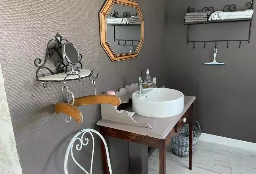 Aamiaismajoitus (B&B) Au Bois Dormant