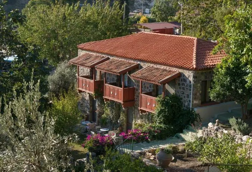 Aamiaismajoitus (B&B) Karaburun Bahçe