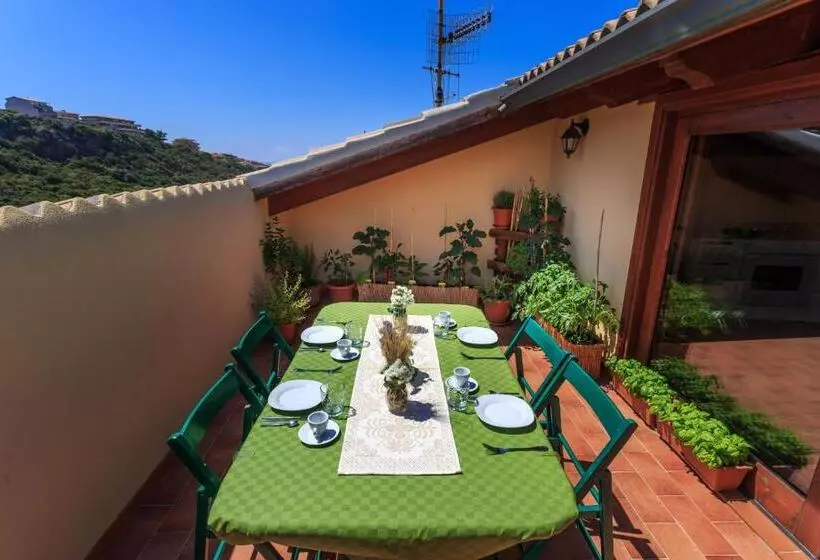 ベッドアンドブレックファースト La Colbula