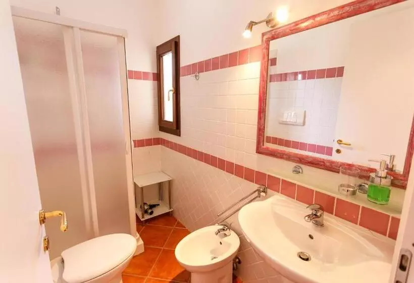 ベッドアンドブレックファースト La Colbula