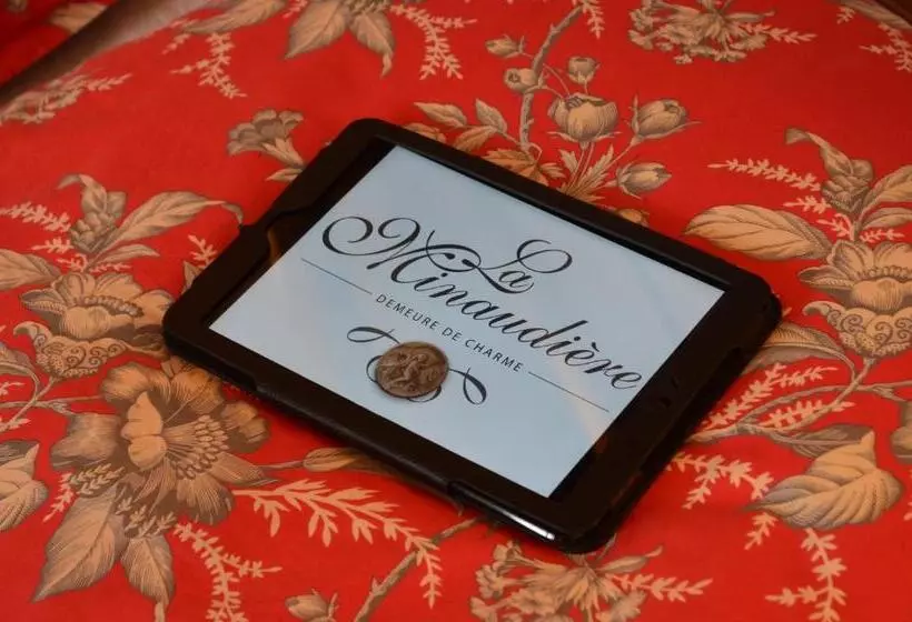 ベッドアンドブレックファースト La Minaudière 62