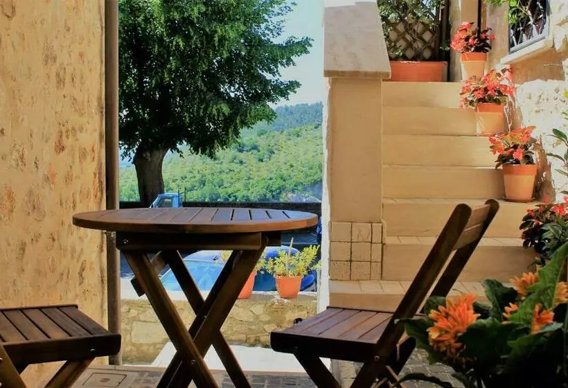 ベッドアンドブレックファースト La Zaffera