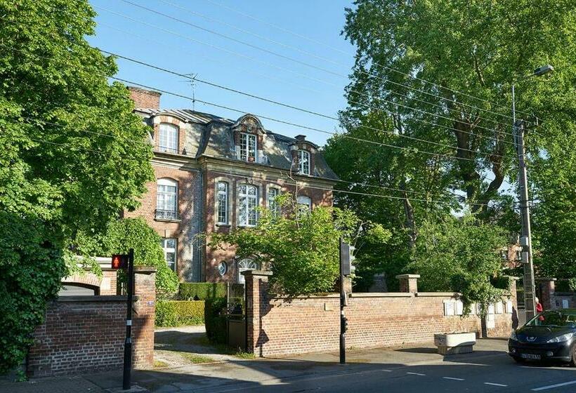 ベッドアンドブレックファースト Queen Christine