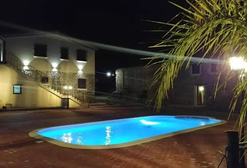 هتل Agriturismo Fellino
