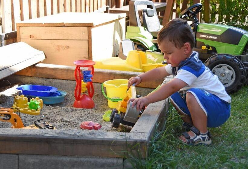 فندق Platiederhof