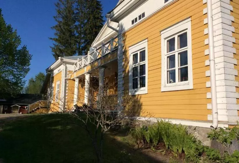 Hotelli Tiittalan Kartano