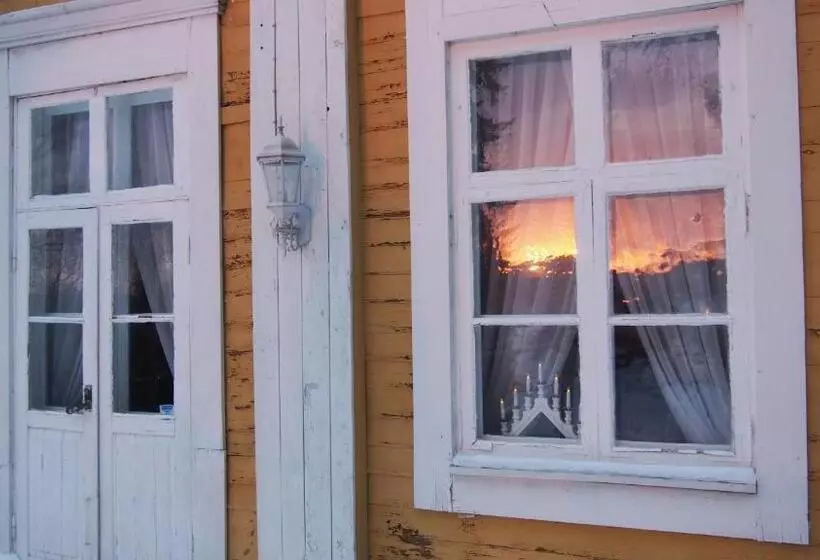 Hotelli Tiittalan Kartano