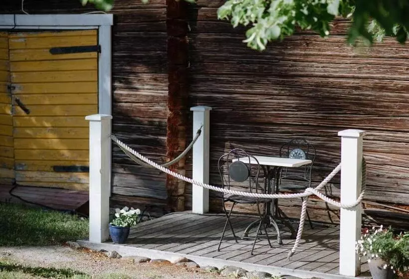 Hotelli Tiittalan Kartano