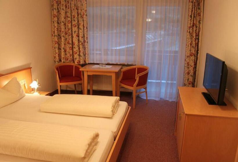 ペンション Haus Roman Falch