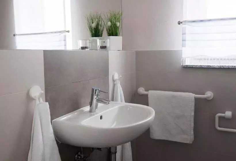 ペンション Komfortable Apartment Wohnung