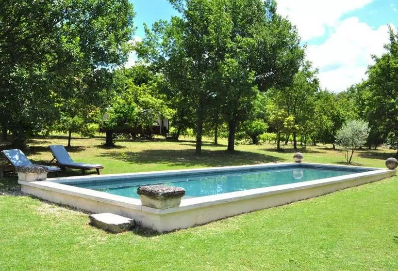 Majatalo La Roulotte Chic Et Boheme