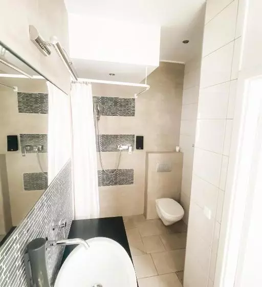 ペンション Tau Design