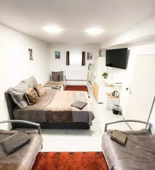 ペンション Tau Design