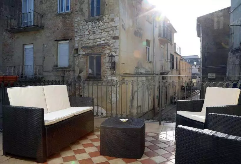 تختخواب و صبحانه Al Civico 49