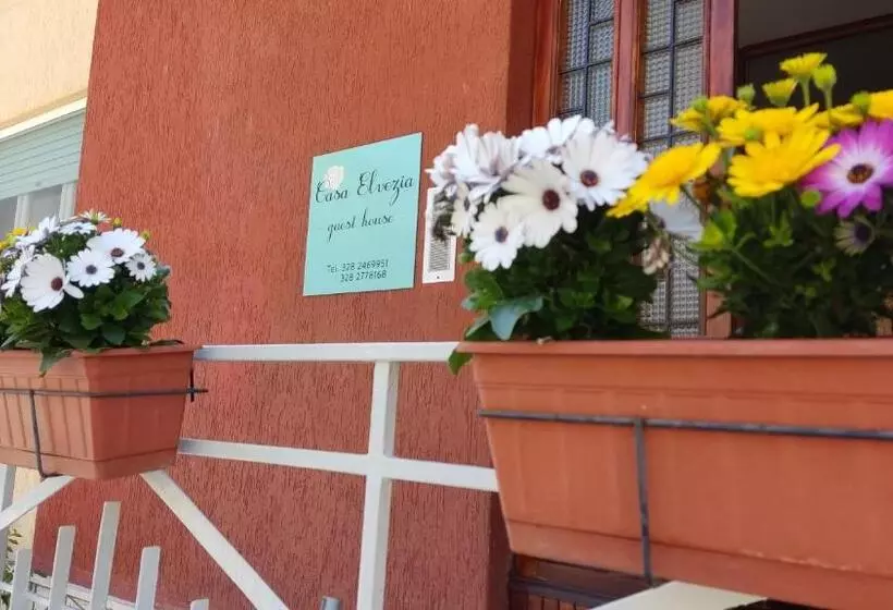 ベッドアンドブレックファースト Casa Elvezia Guest House