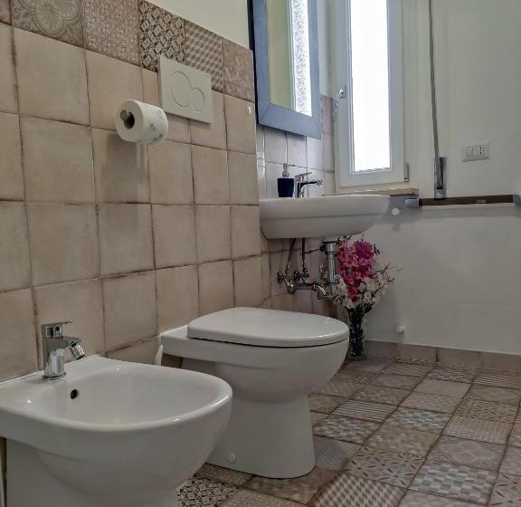 Bed and Breakfast Casa Elvezia Guest House