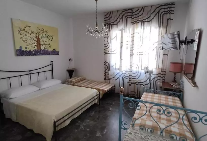 ベッドアンドブレックファースト Casa Elvezia Guest House