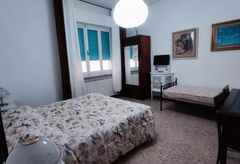 ベッドアンドブレックファースト Casa Elvezia Guest House