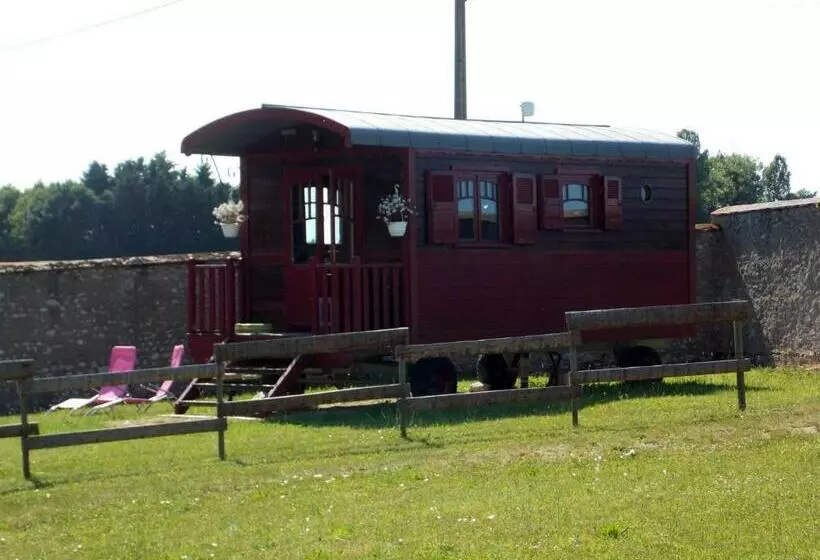 ベッドアンドブレックファースト Domaine Du Gué Du Roi