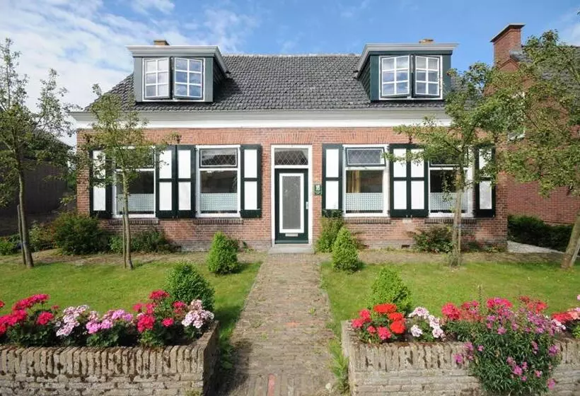 Aamiaismajoitus (B&B) Gastenverblijf Neeltje