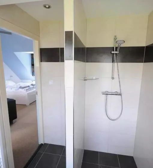 Aamiaismajoitus (B&B) Gastenverblijf Neeltje