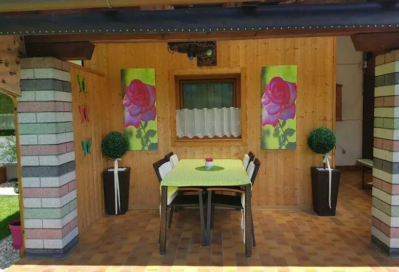 Aamiaismajoitus (B&B) Haus Bodenwinkler