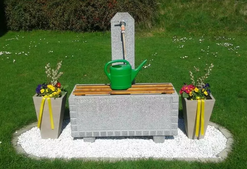 Aamiaismajoitus (B&B) Haus Bodenwinkler