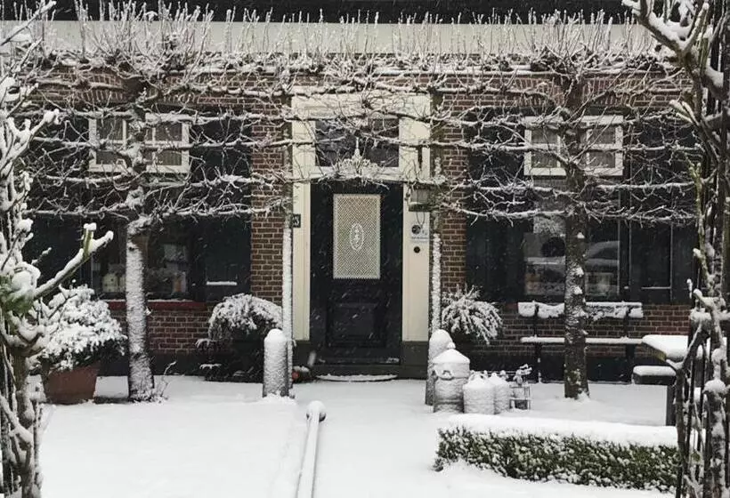 Aamiaismajoitus (B&B) Het Koetshuis