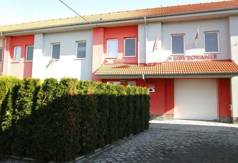 مبيت وإفطار Salur