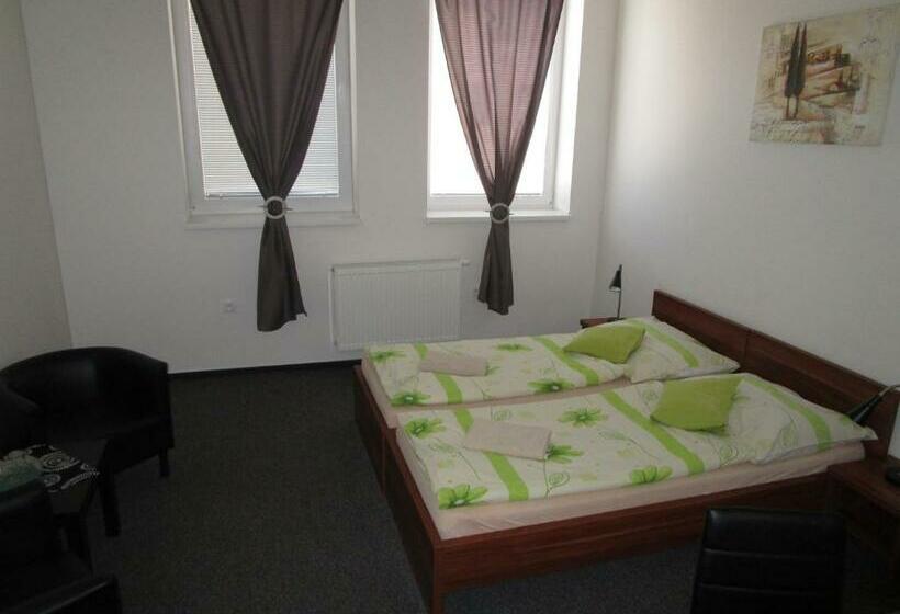 مبيت وإفطار Salur