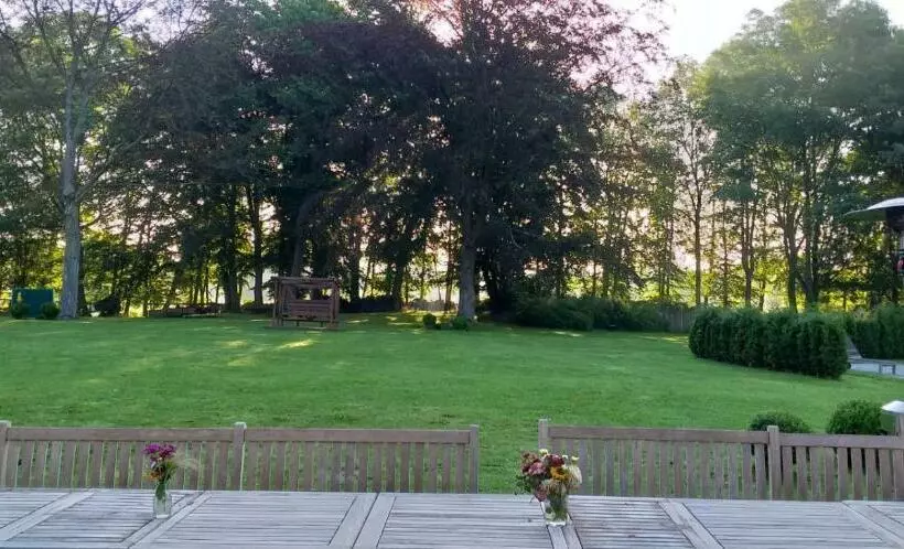 Hotelli Herrenhaus Gut Neuruppersdorf