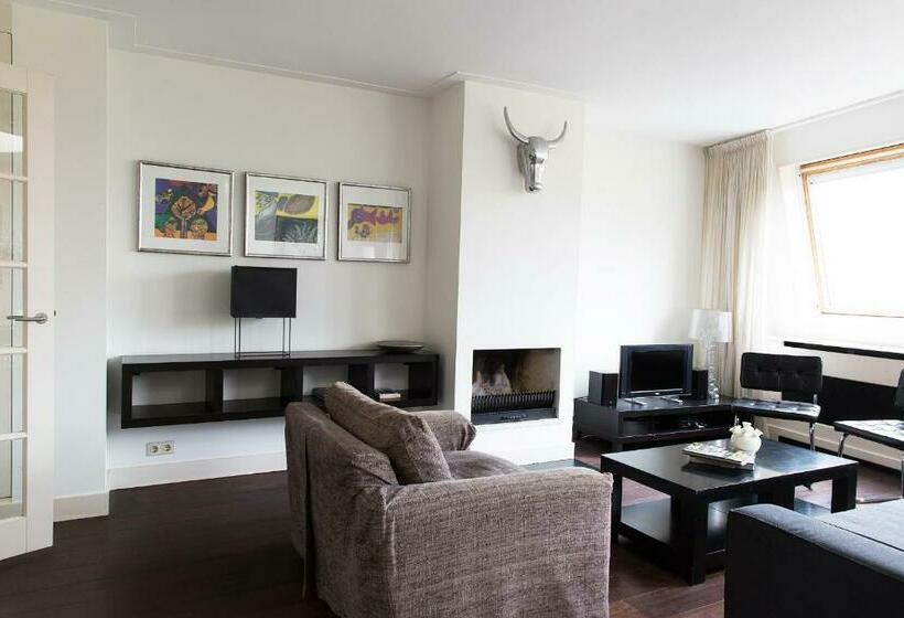 Marnix Top: 8p Near Leidsche