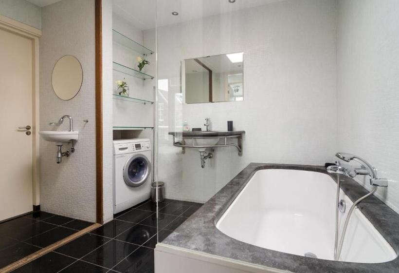 Marnix Top: 8p Near Leidsche