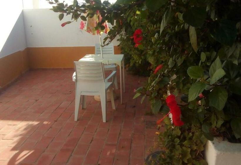 پانسیون Casa Da Osga