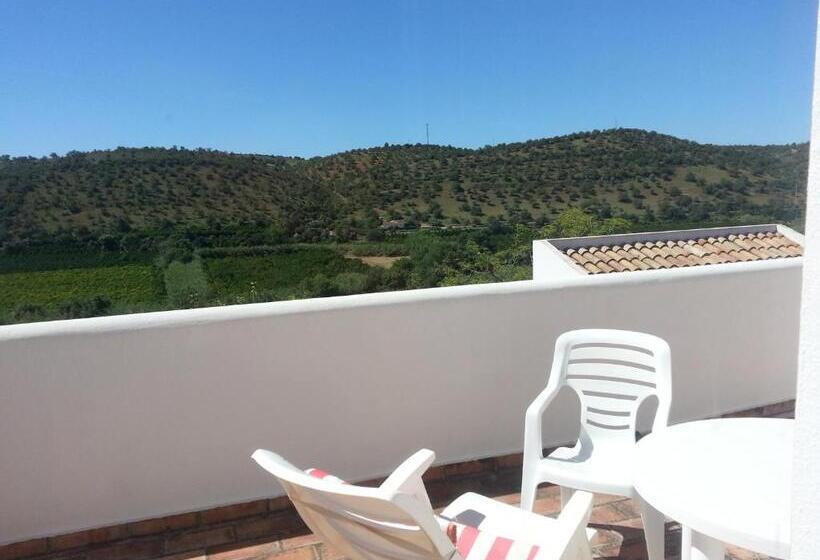 پانسیون Casa Da Osga