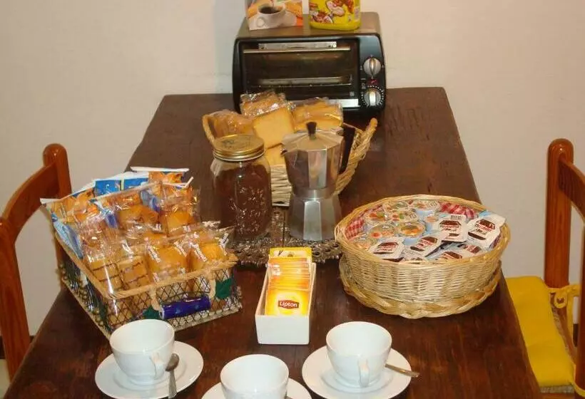 Majatalo Cristina House