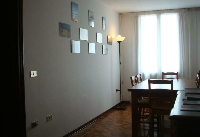 膳宿费 Cristina House