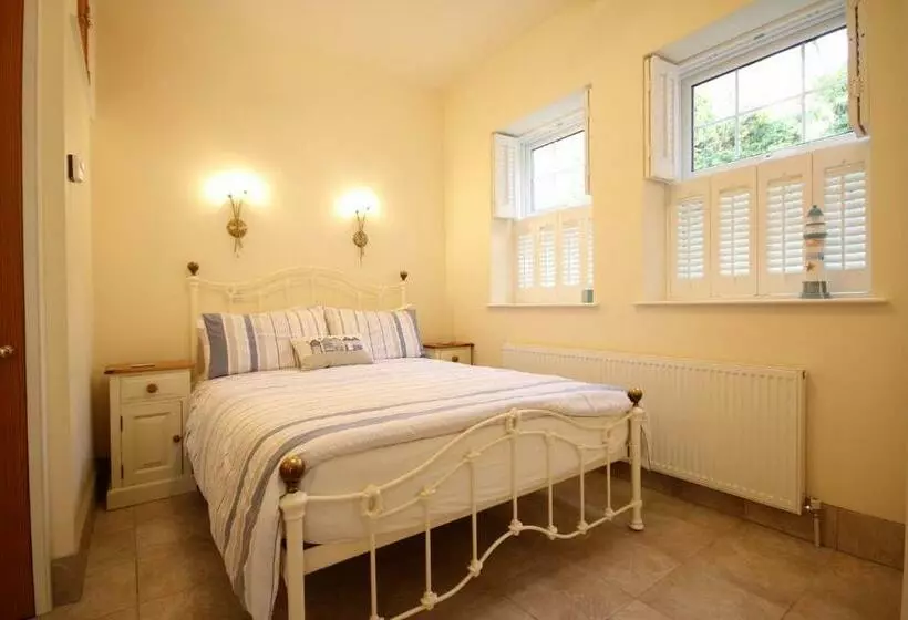 Strathmore Bed & Breakfast