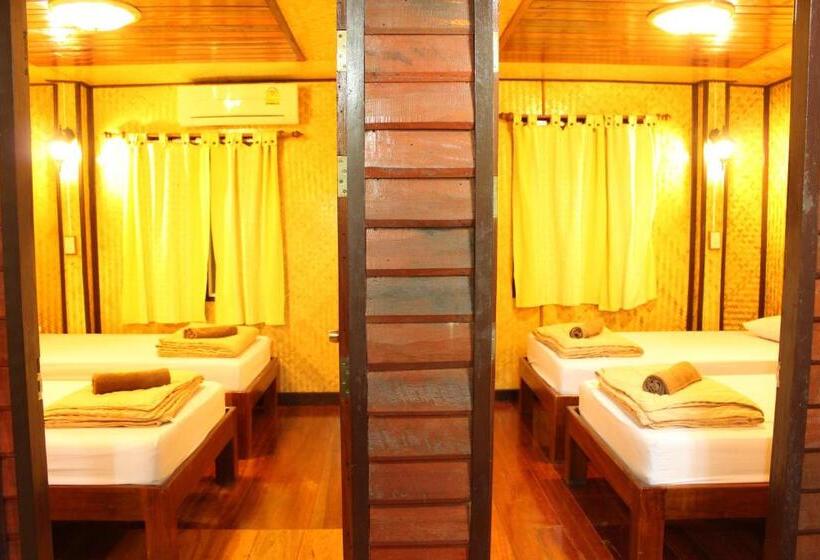 Baansuan Lychee Maeklong Resort Ampawa