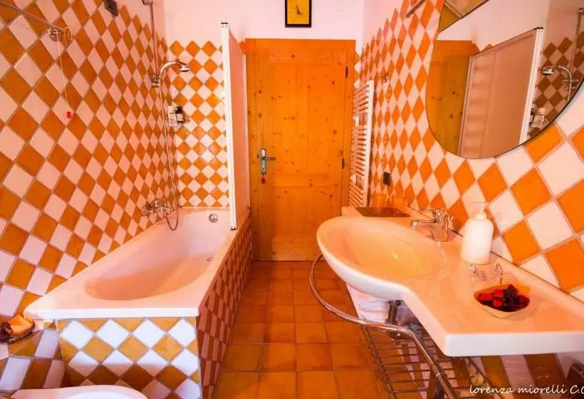 Aamiaismajoitus (B&B) Ca  Dei Fazzilisti