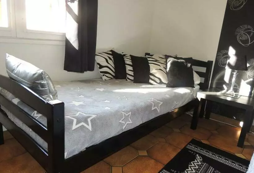 Aamiaismajoitus (B&B) Fleur De Soleil