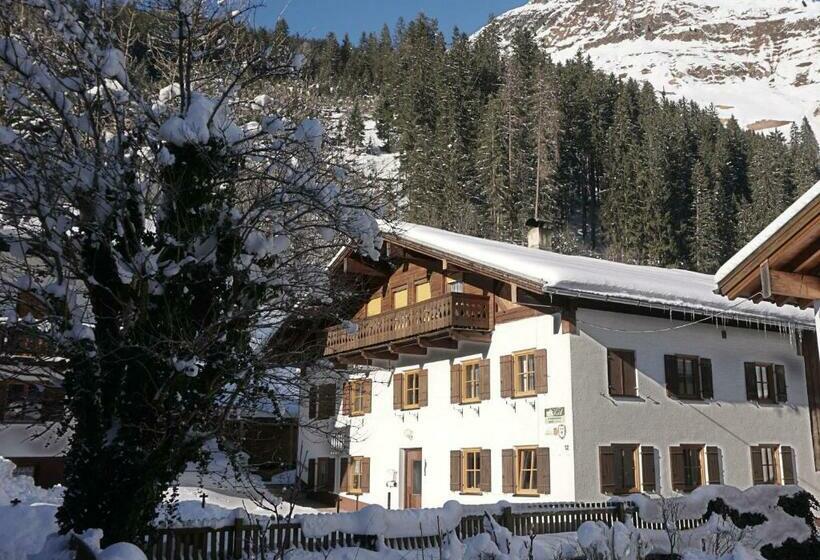 Bed and Breakfast Haus Walch