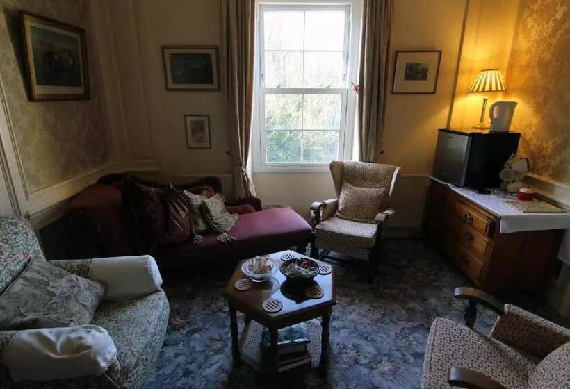 Aamiaismajoitus (B&B) Inglewood House