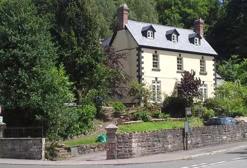 Aamiaismajoitus (B&B) Inglewood House