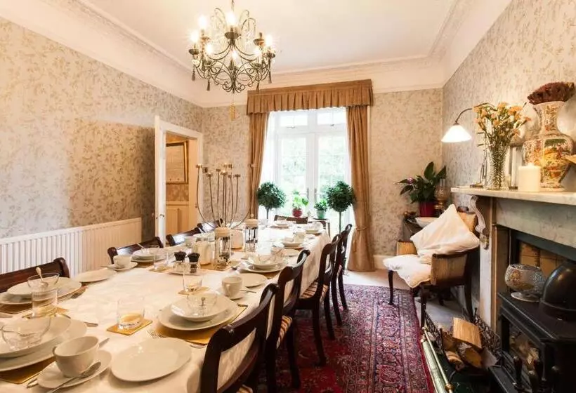 Aamiaismajoitus (B&B) Inglewood House