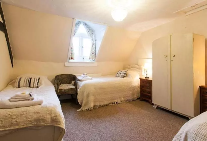 Aamiaismajoitus (B&B) Inglewood House