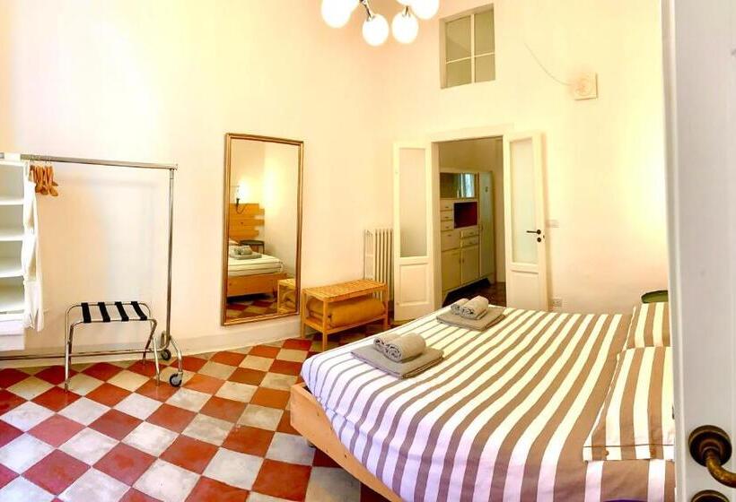 تختخواب و صبحانه L Officina