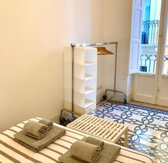 تختخواب و صبحانه L Officina