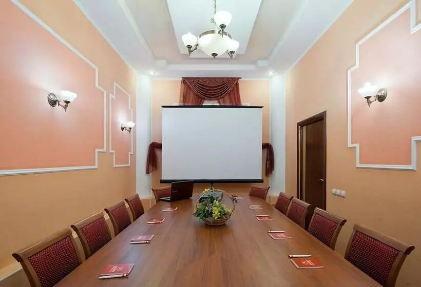 호텔 Amaks Congress Belgorod