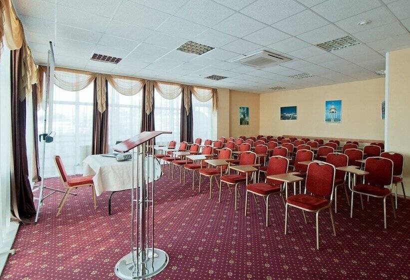 בית מלון כפרי Amaks Congress Belgorod